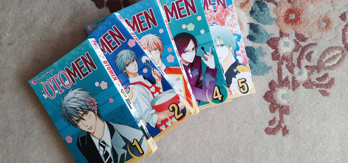Five volumes of Otomen spread out on the ground